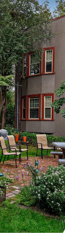 411 thomas park exterior