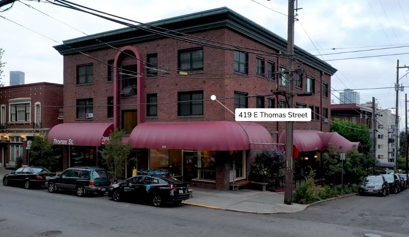 419 THOMAS PARK APARTMENTS exterior