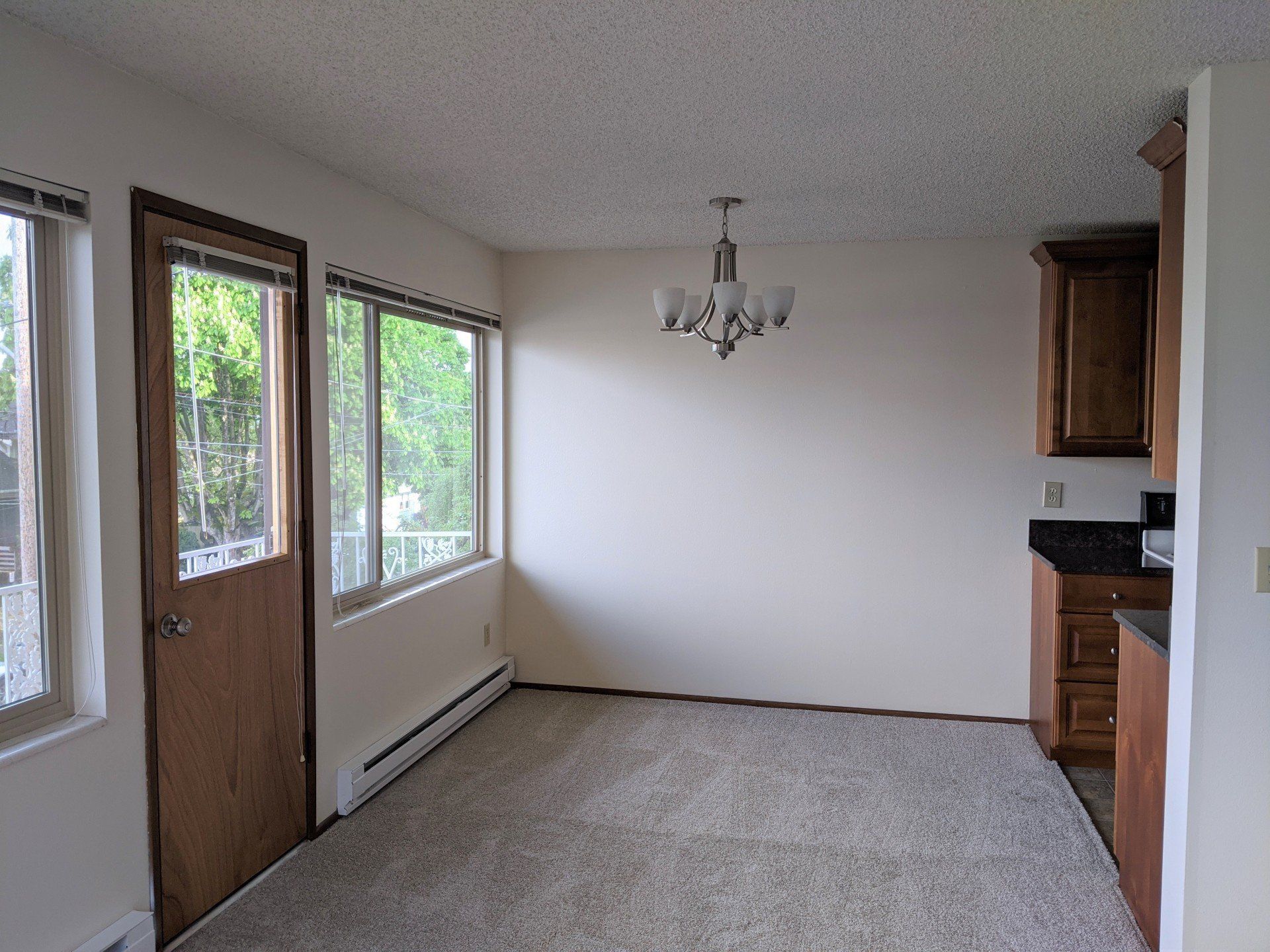 Evanston Arms Apartments