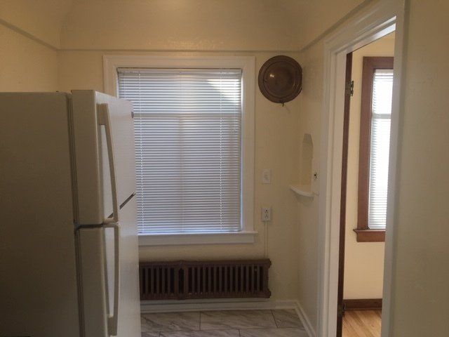 Jack Lan Apt kitchen