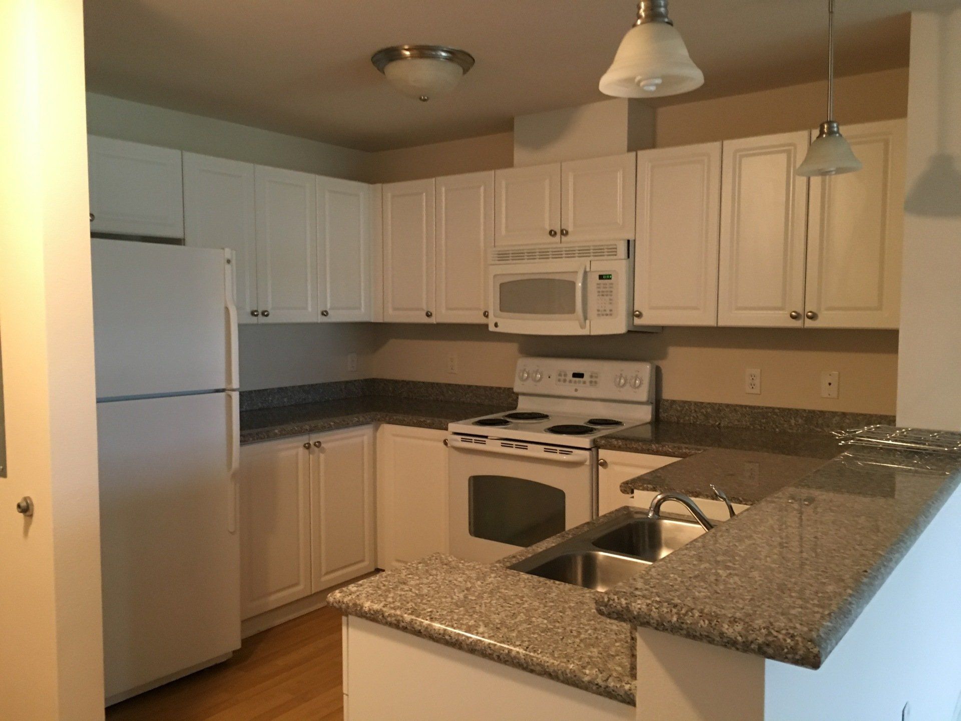 Stonehedge Apartments