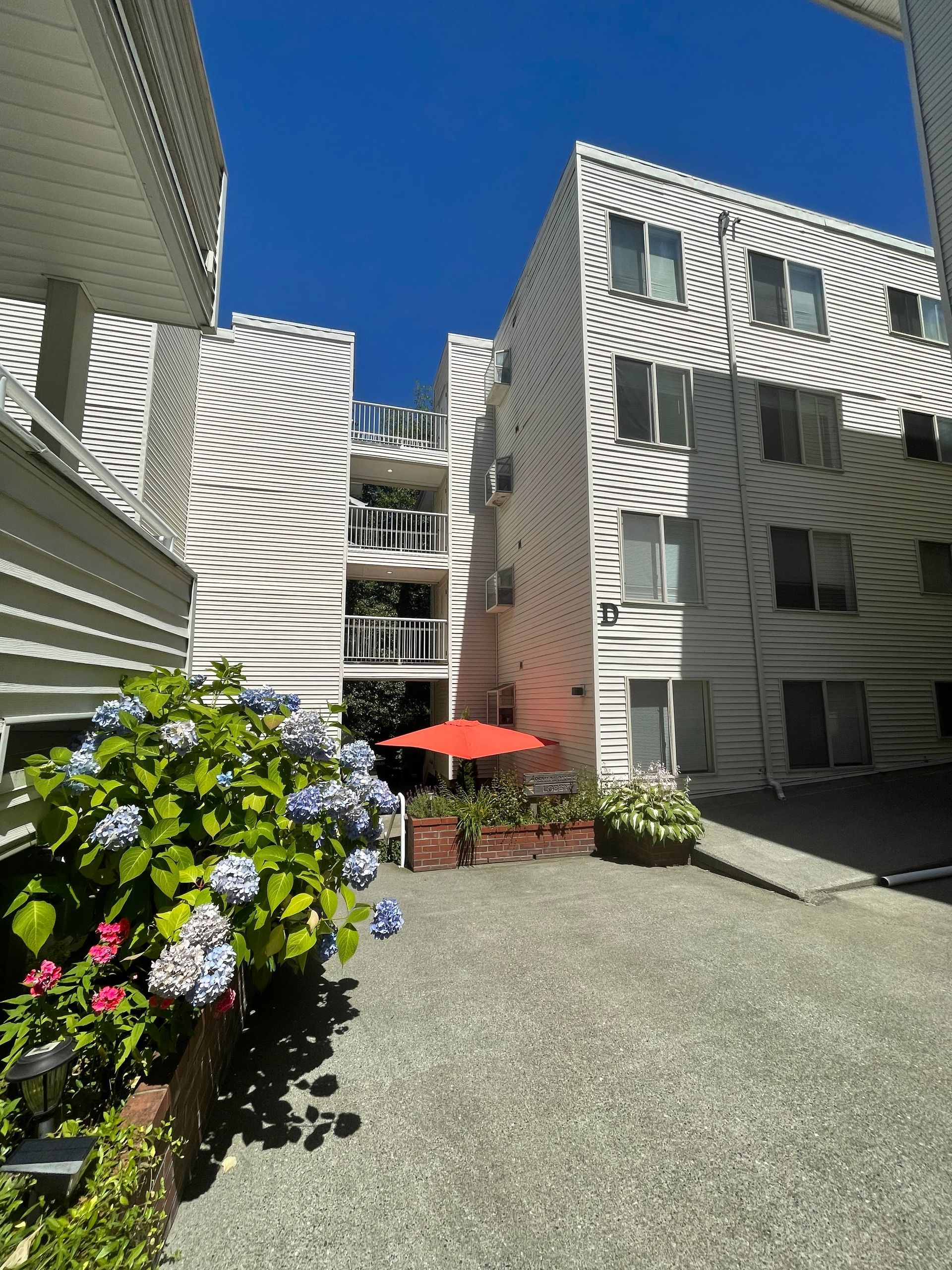 Thornton Creek Apartments