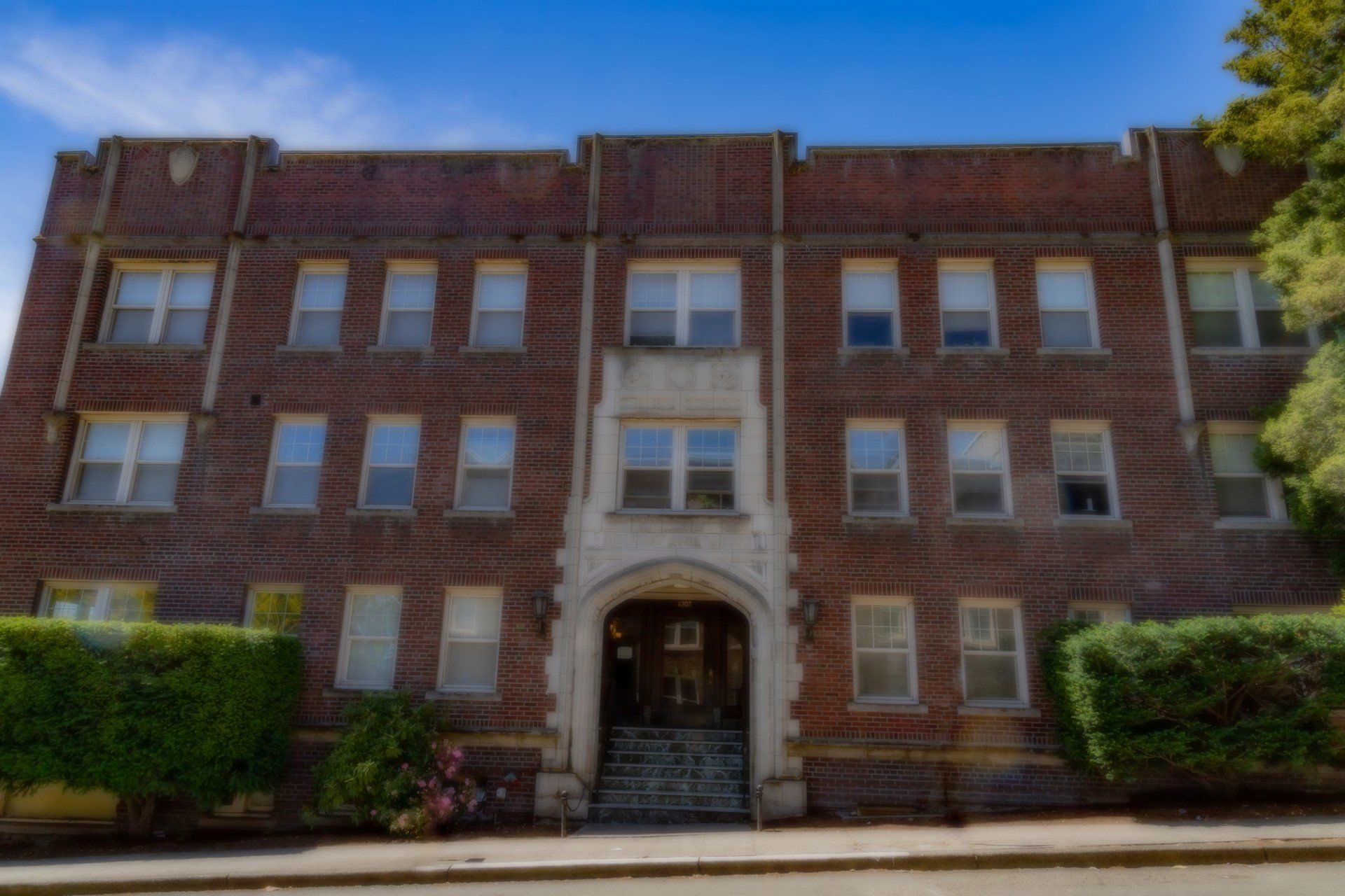 WELLESLEY APARTMENTS