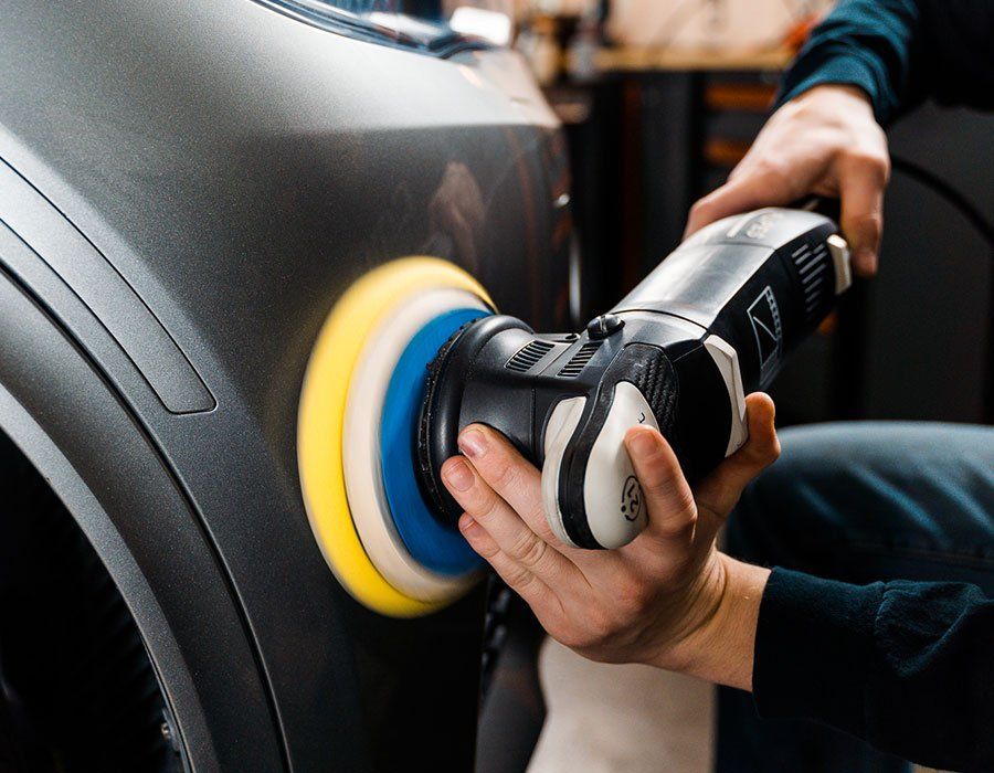 paint-correction-white-suv