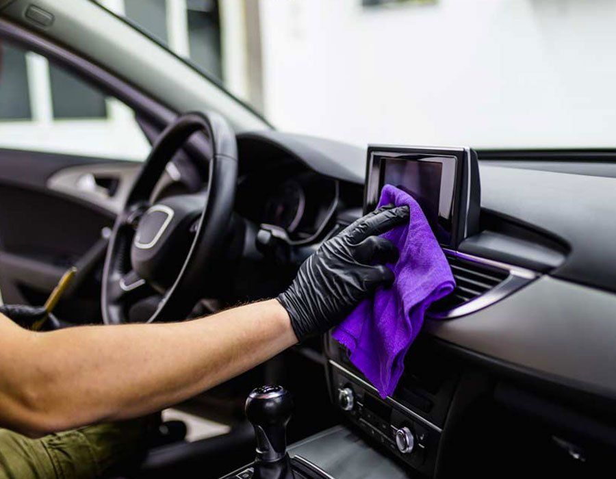 deep-interior-cleaining-car