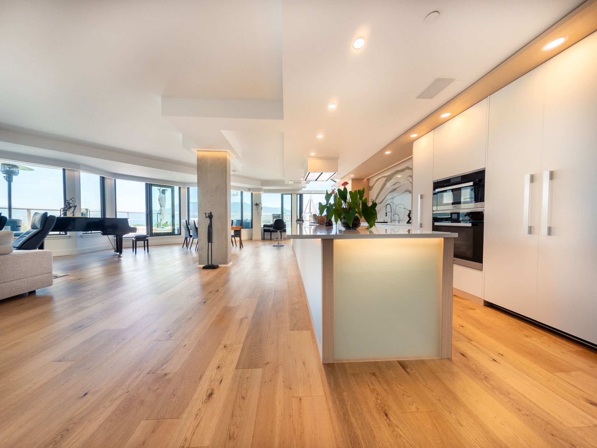 KITSILANO PENTHOUSE | Kitchen Renovation | Rodrozen Design + Build