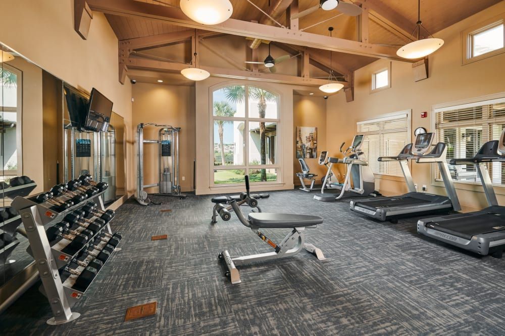 Fitness center at Marquis Cross Mountain in San Antonio, TX.