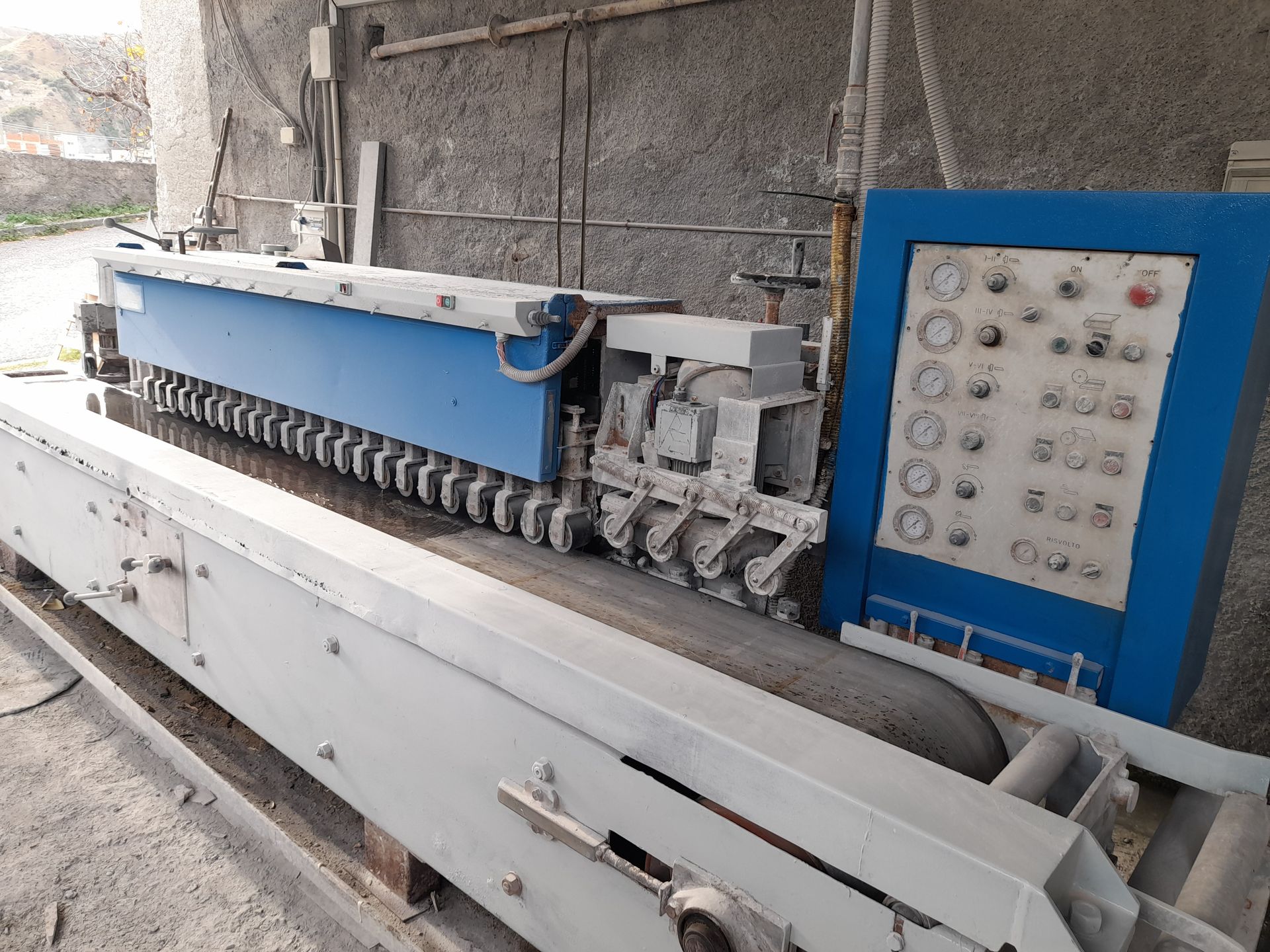 macchina per taglio marmo