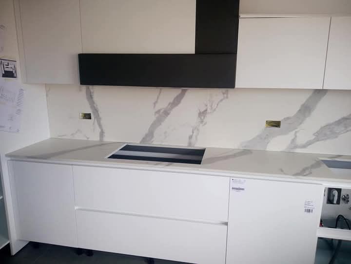 arredo cucina rivestimento in marmo