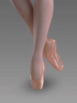 Freed — Classic Deep Vamp — Pointe Shoes — Hummelstown, PA — The Dancer's Pointe