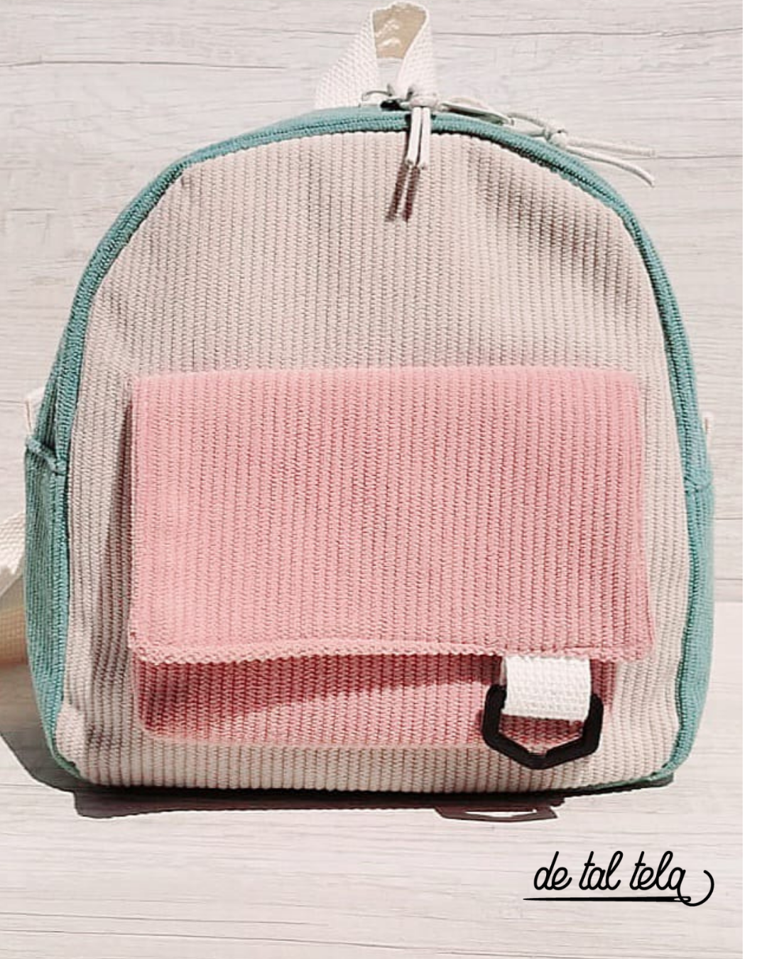 MOCHILA DE COLORES CORDEROY