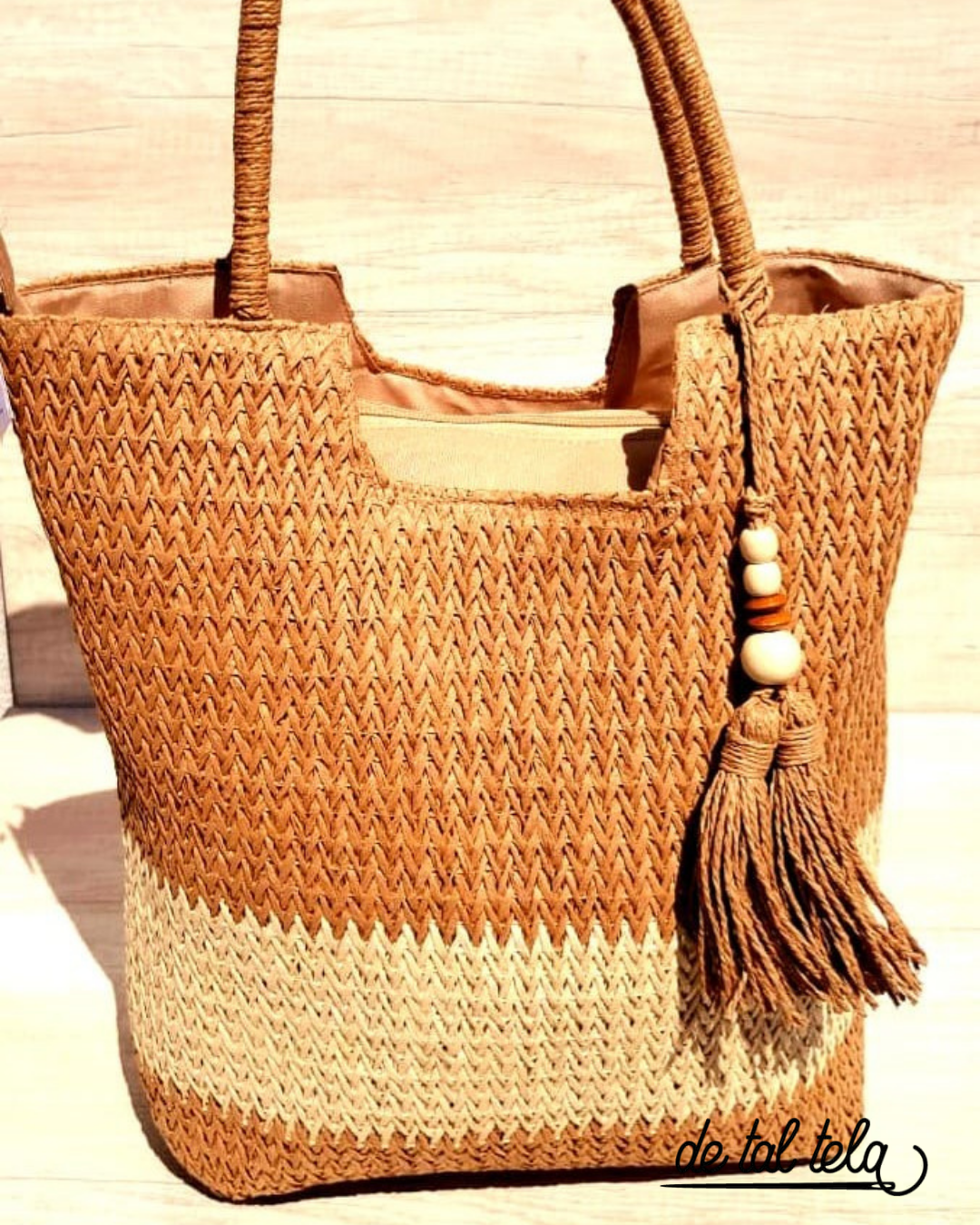 TOTE BAG RAFIA Correa y borlas