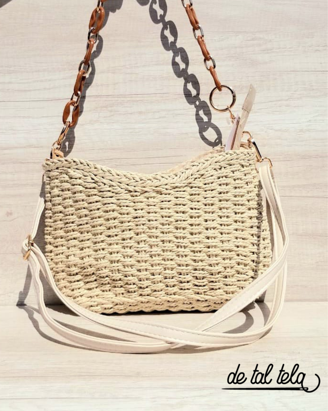 CARTERA DE RAFIA Y ECO CUERO blanca