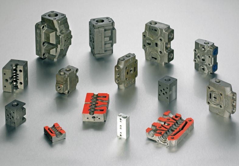 componenti in metallo