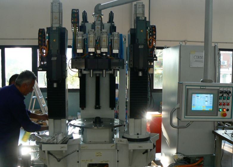 macchina CNC combinata