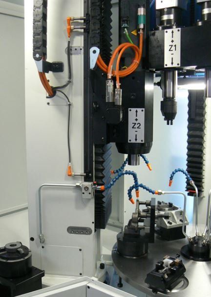 macchina utensile combinata