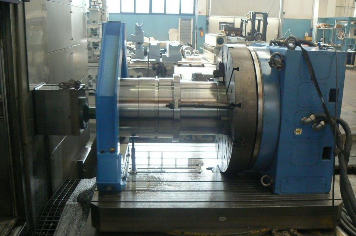 steel spindles in the workshop