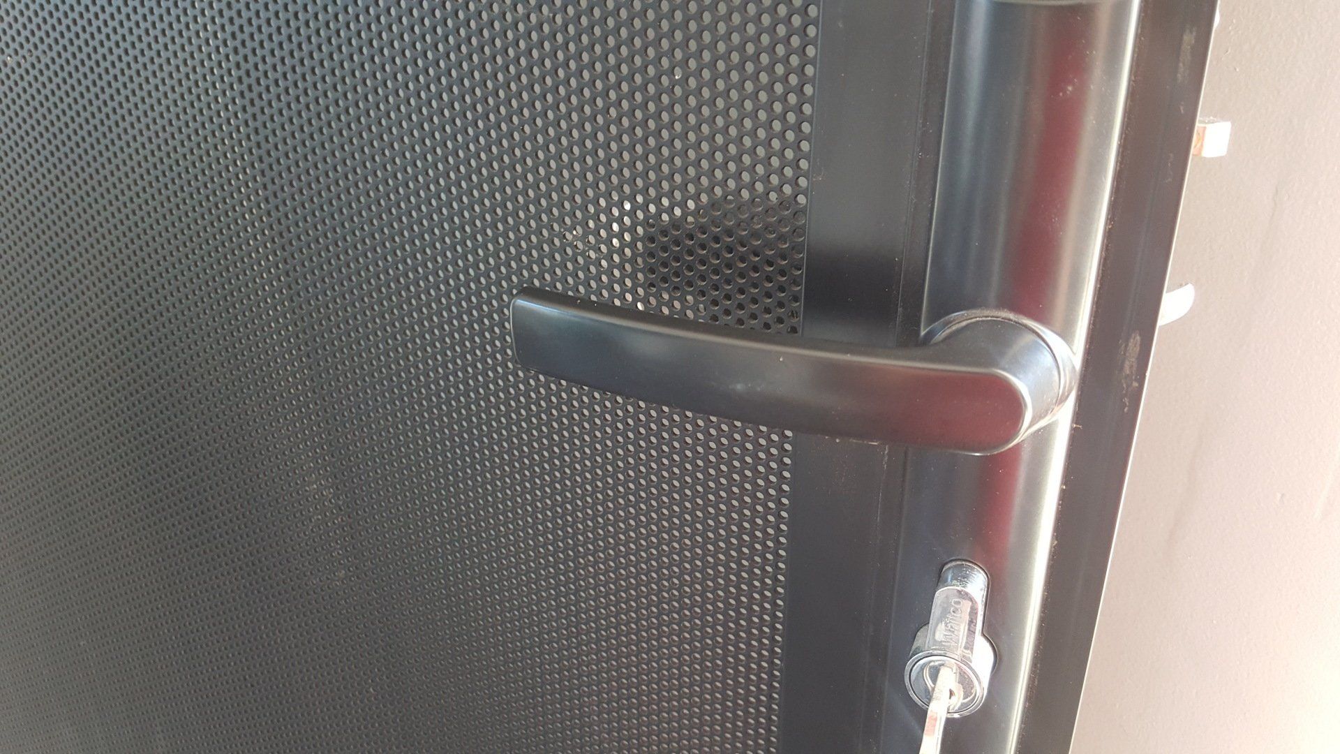 Aluminium Security Doors, Screens and Repairs Bunbury