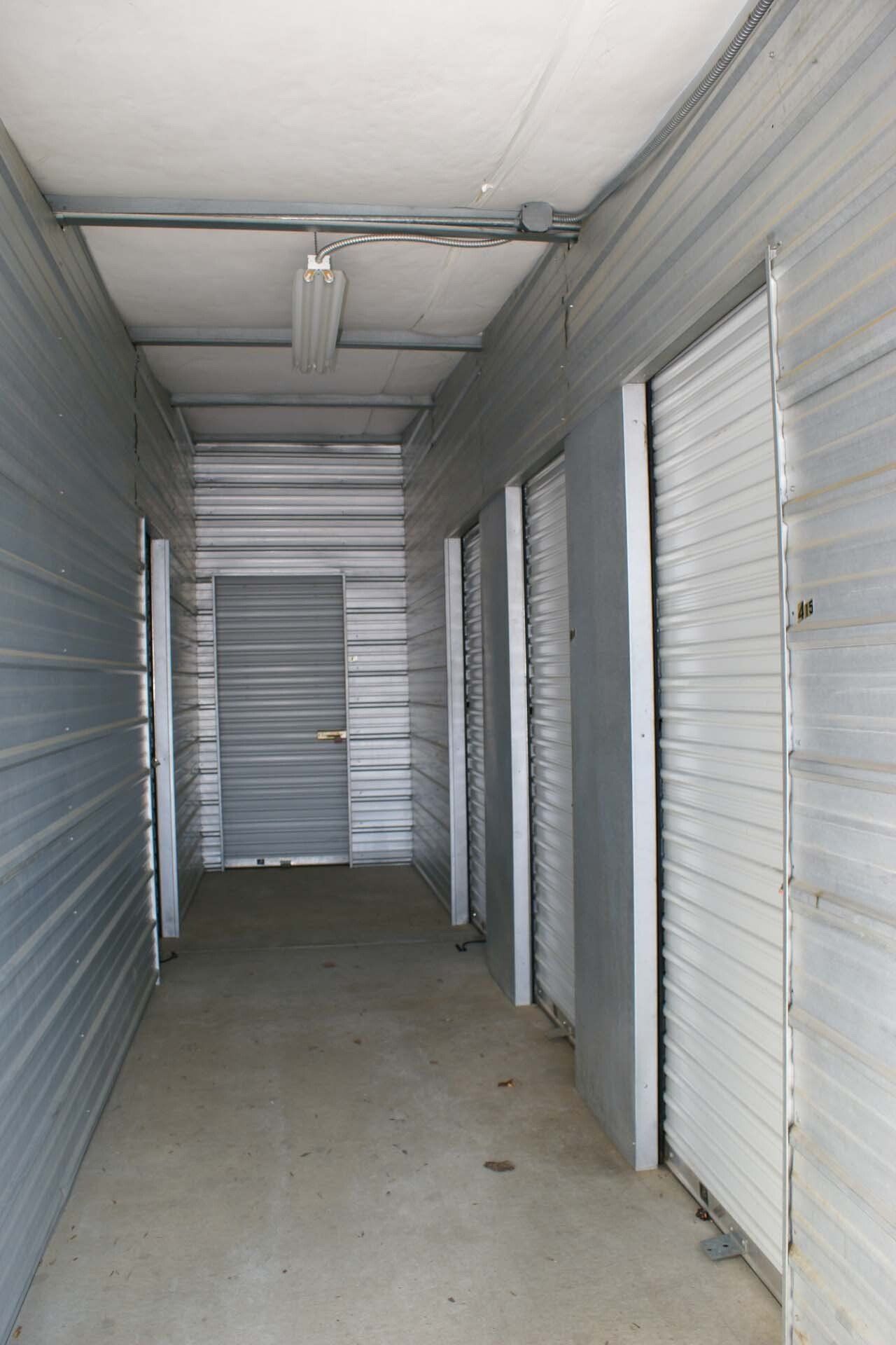 Self Storage Hall | Medford, OR | Sims Self Storage, LLC