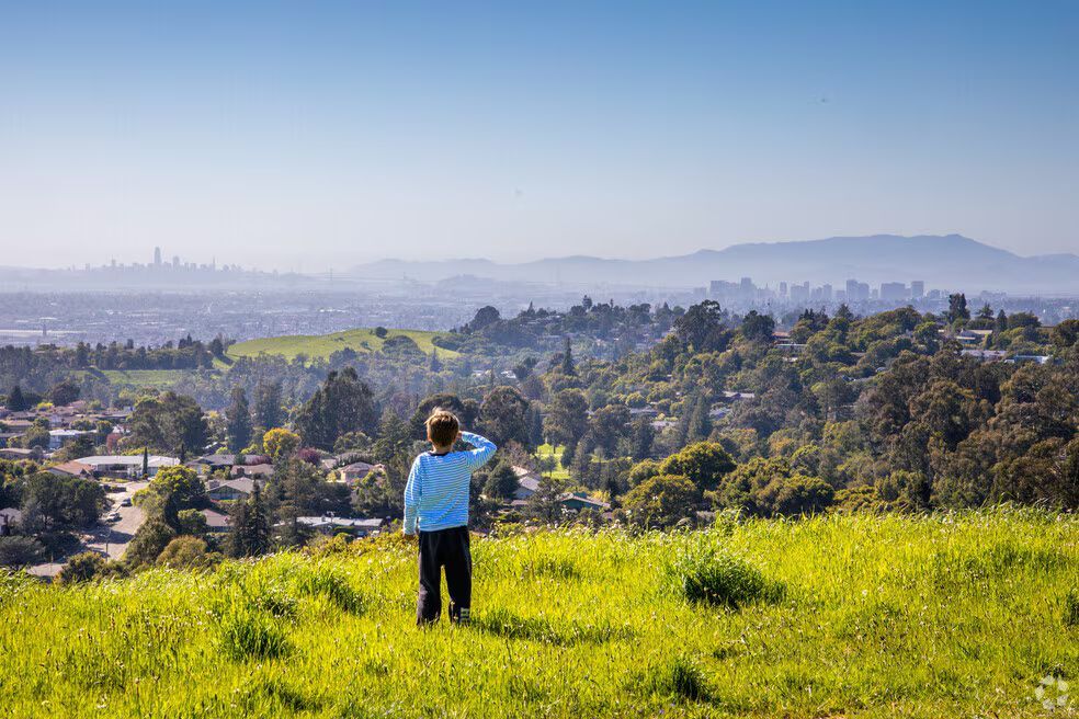Sequoyah Hills, Oakland, CA