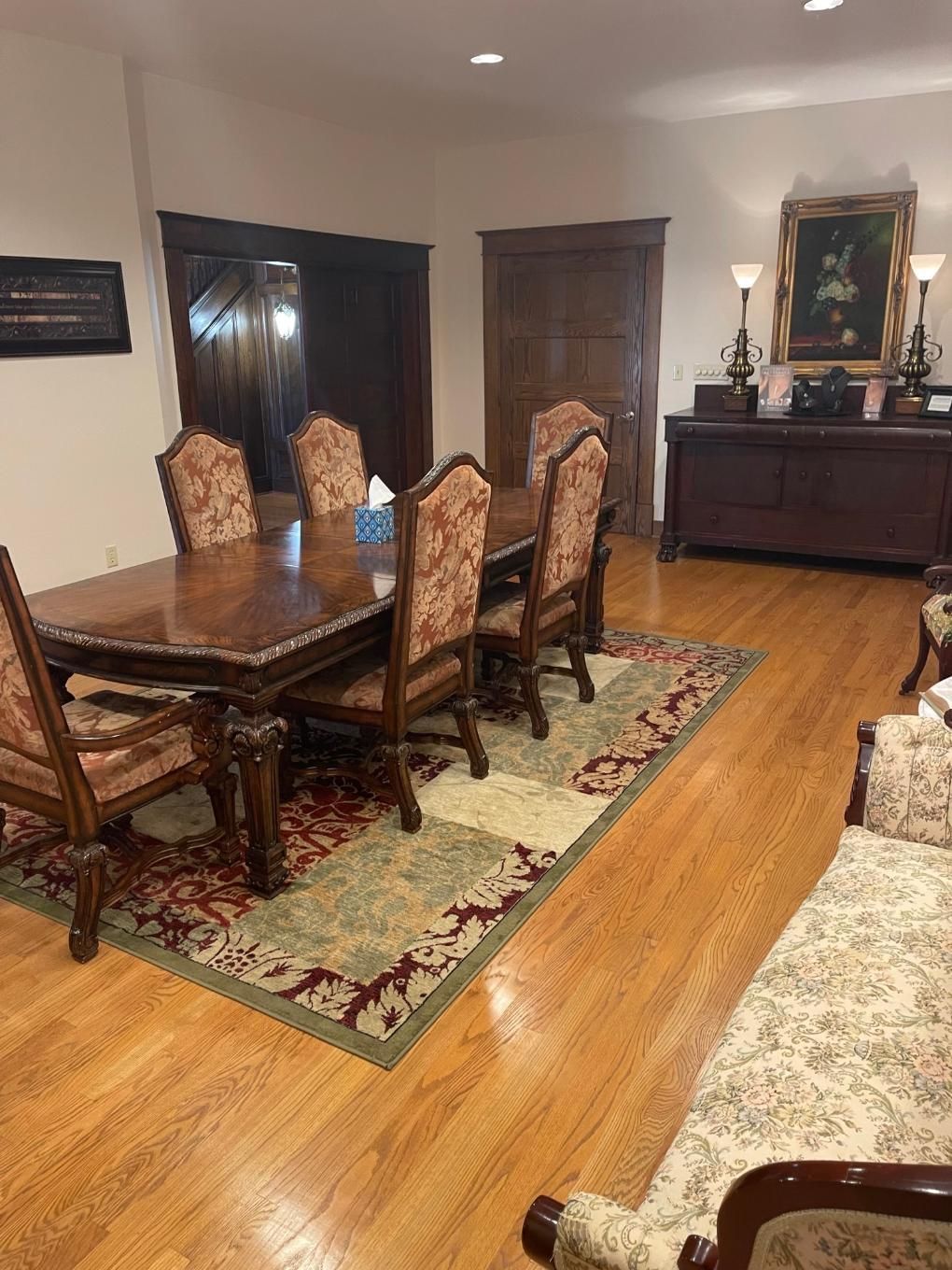 Qualls-Batesville Funeral Service Arrangement office Batesville, AR