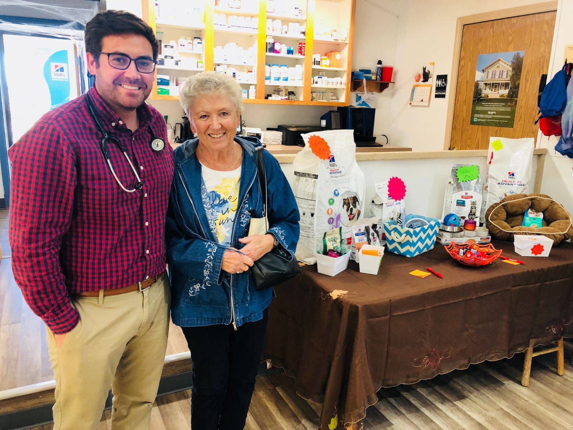 Doctor With a Lady — Redmond, OR — Rimrock Veterinary Clinic​​