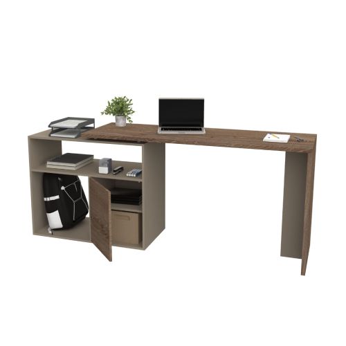 Escritorio de madera con estantes, computadora portátil, plantas y útiles de oficina.