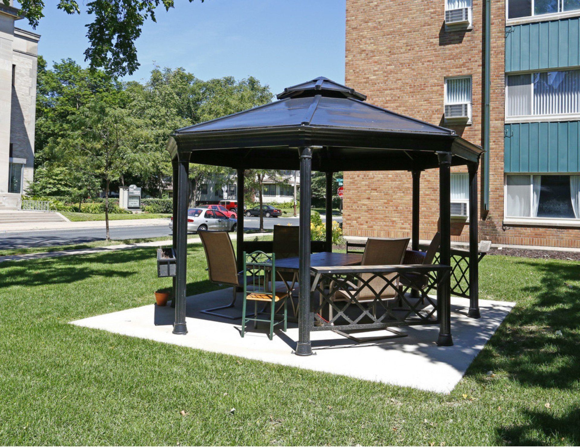 AVID Apartments