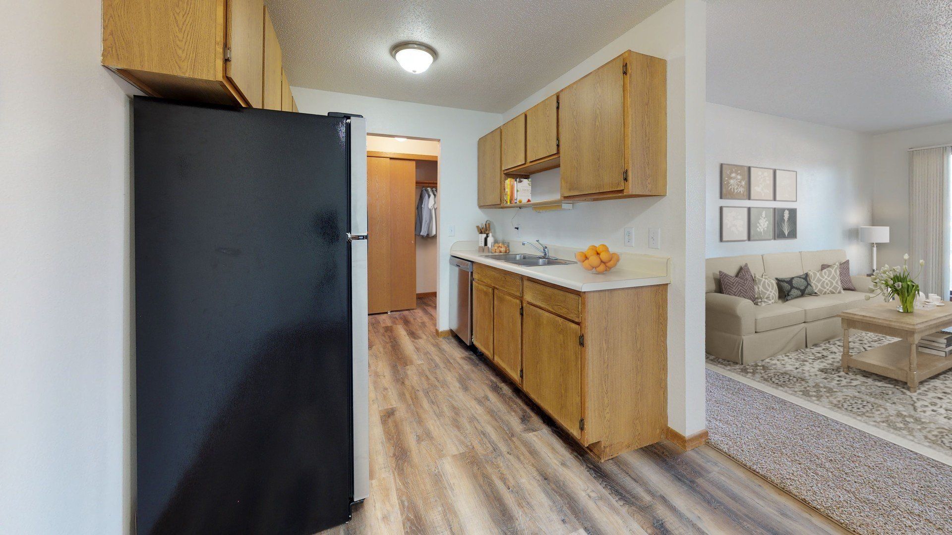 river ridge apartments kitchen