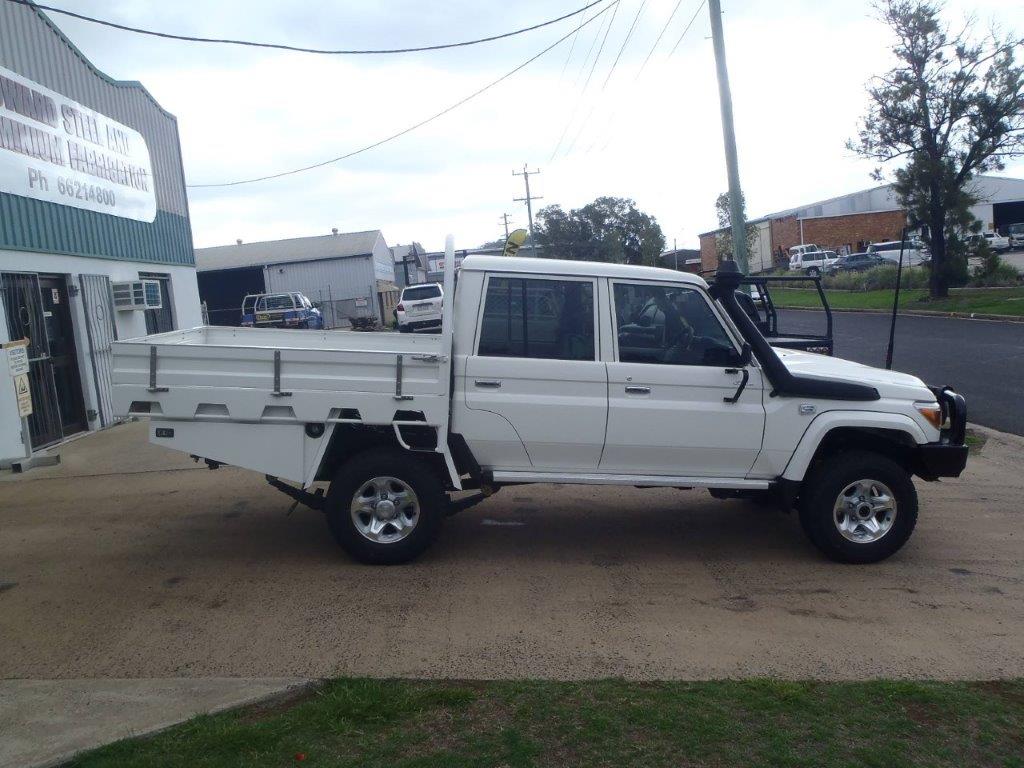 White Ute — Canopies and Trays in Lismore, NSW
