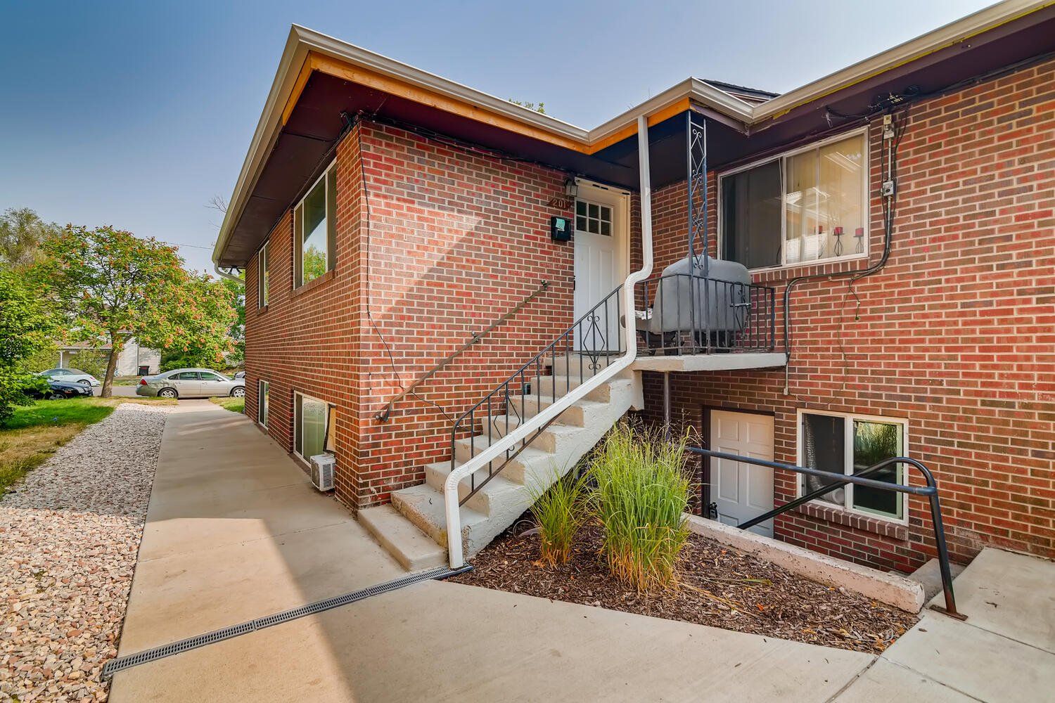 12th Street Apartments