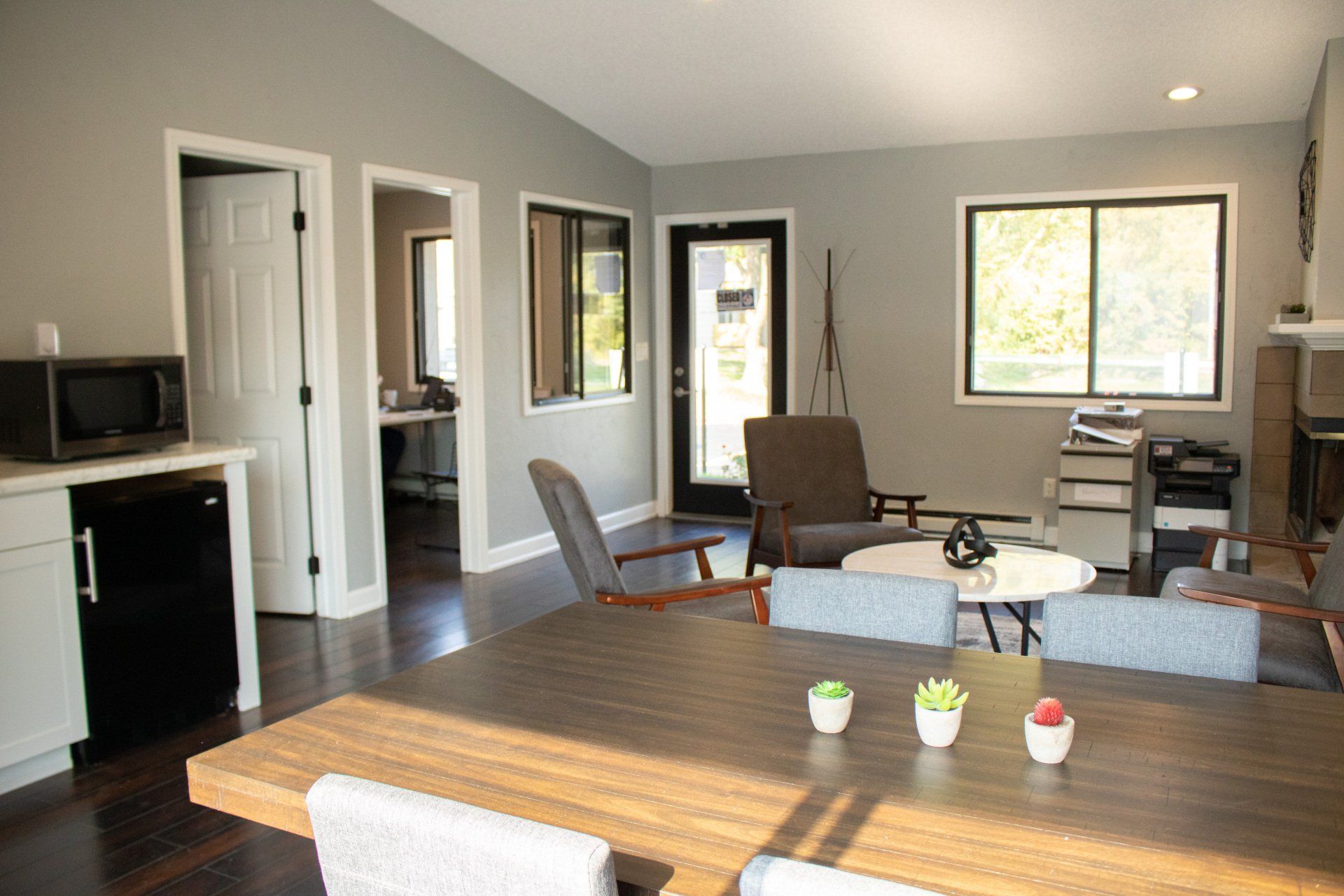 Westwood - Walk-in closet