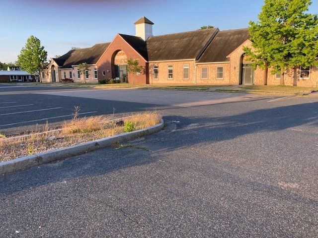 261 NORTH STREET exterior 3