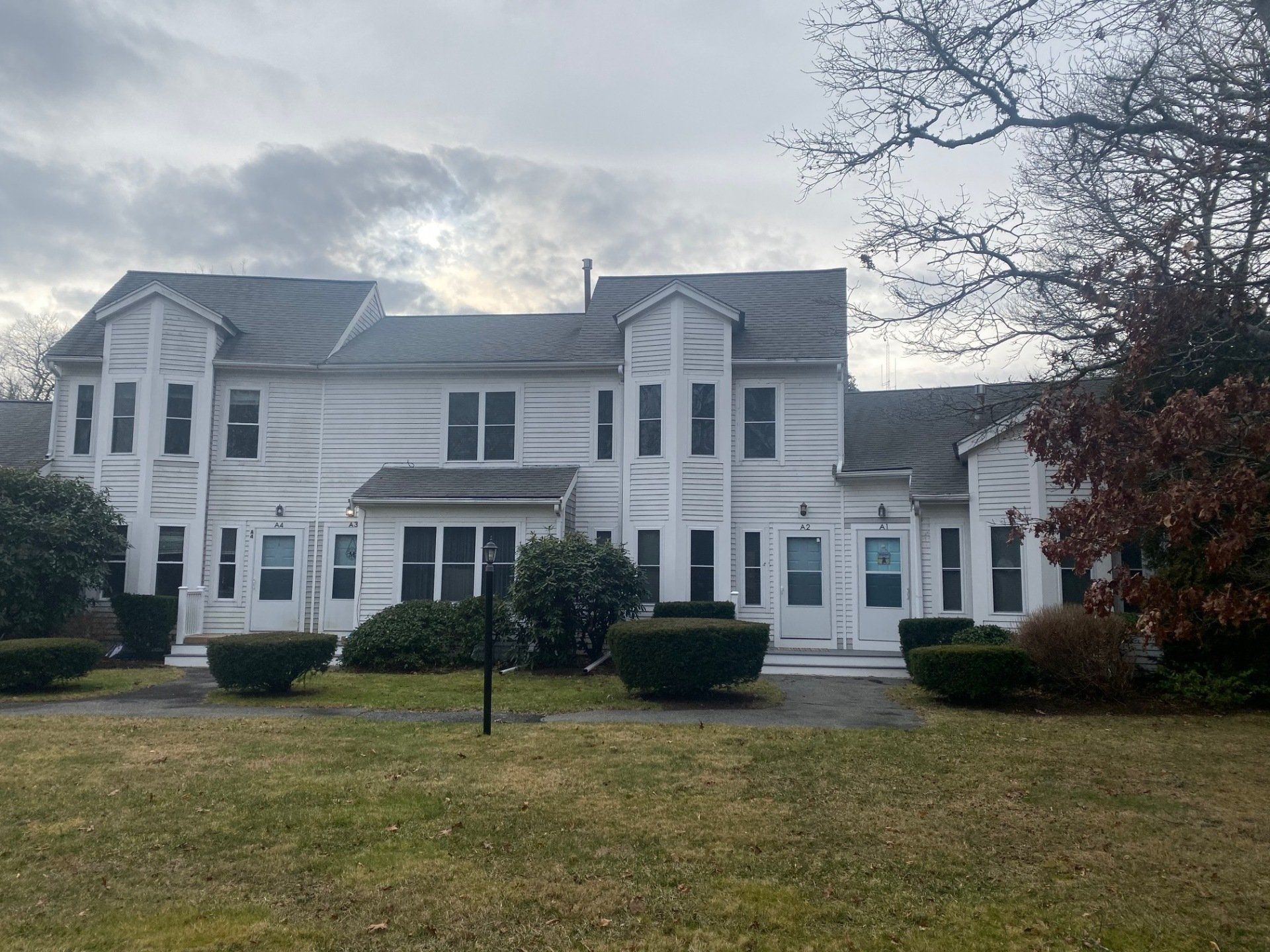 HOLLY HILL exterior 2