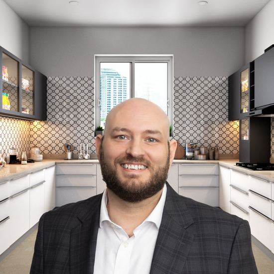 Chris Maynard ready to help people buy or sell houses in New London County, Connecticut