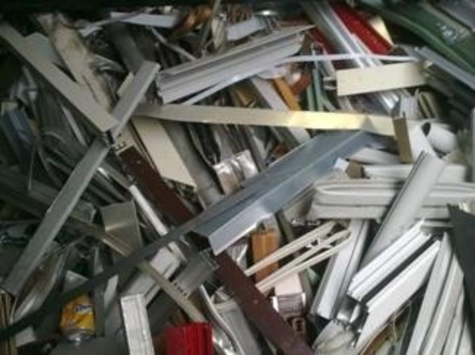 rottami in metallo e ferro