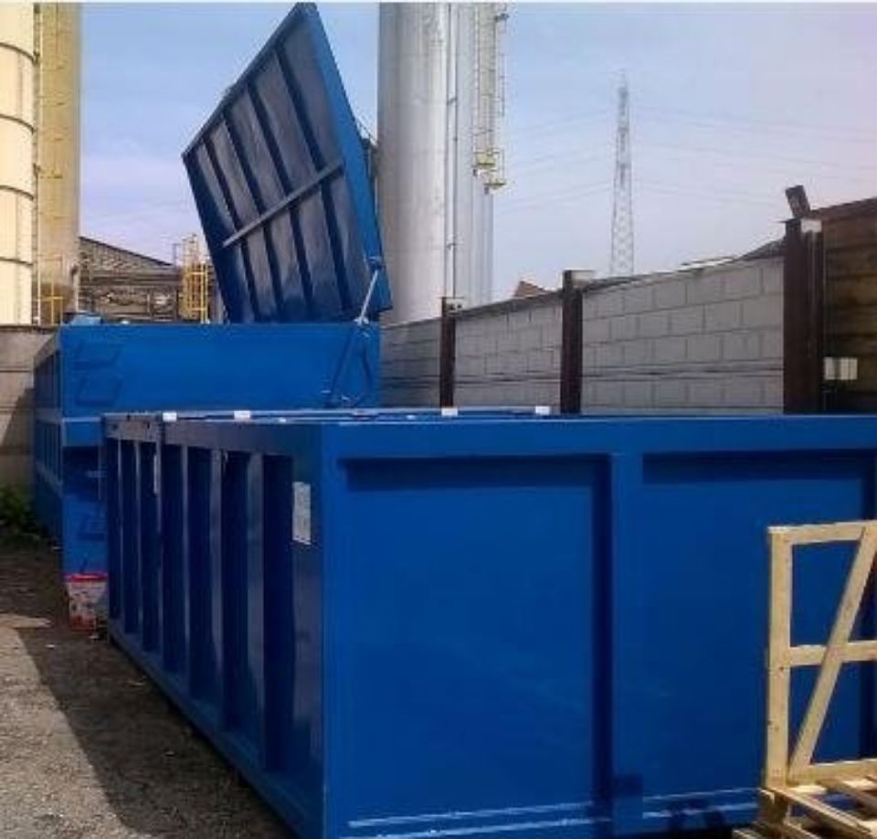 cassoni per la raccolta dei rifiuti