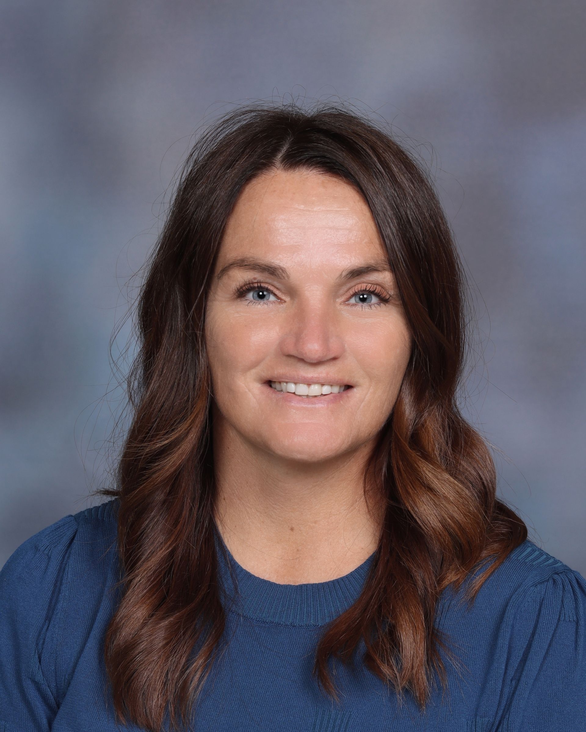 A black and white silhouette of a panther 's head on a white background.