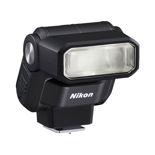 Flash Nikon Speedlight noir, coudé, avec bouton argenté et tête de flash rectangulaire.