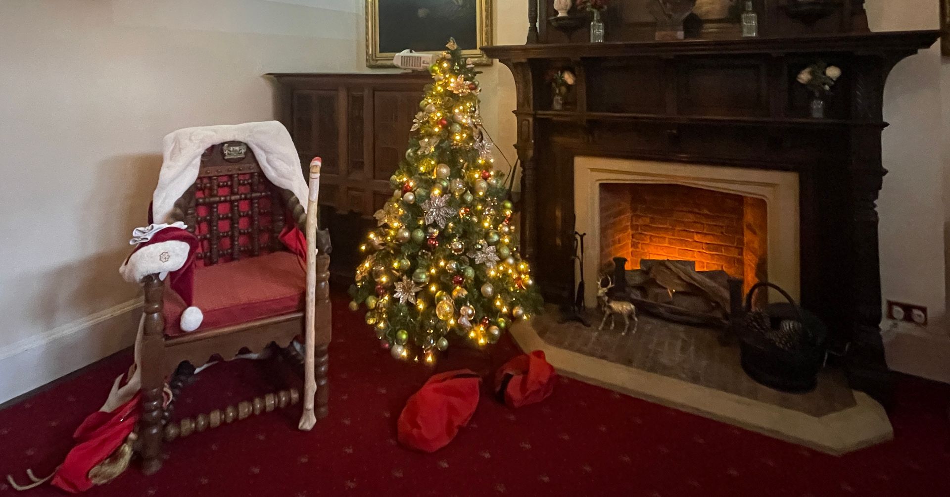 Story time with Santa @ Hertford Castle, Christmas Market on 26th November 