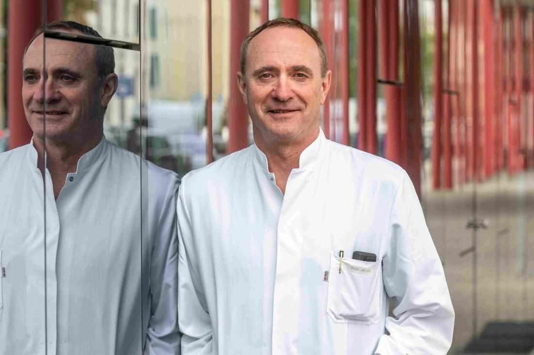  Research areas are in the field of vascular, oncological, and spinal neurosurgery.
 