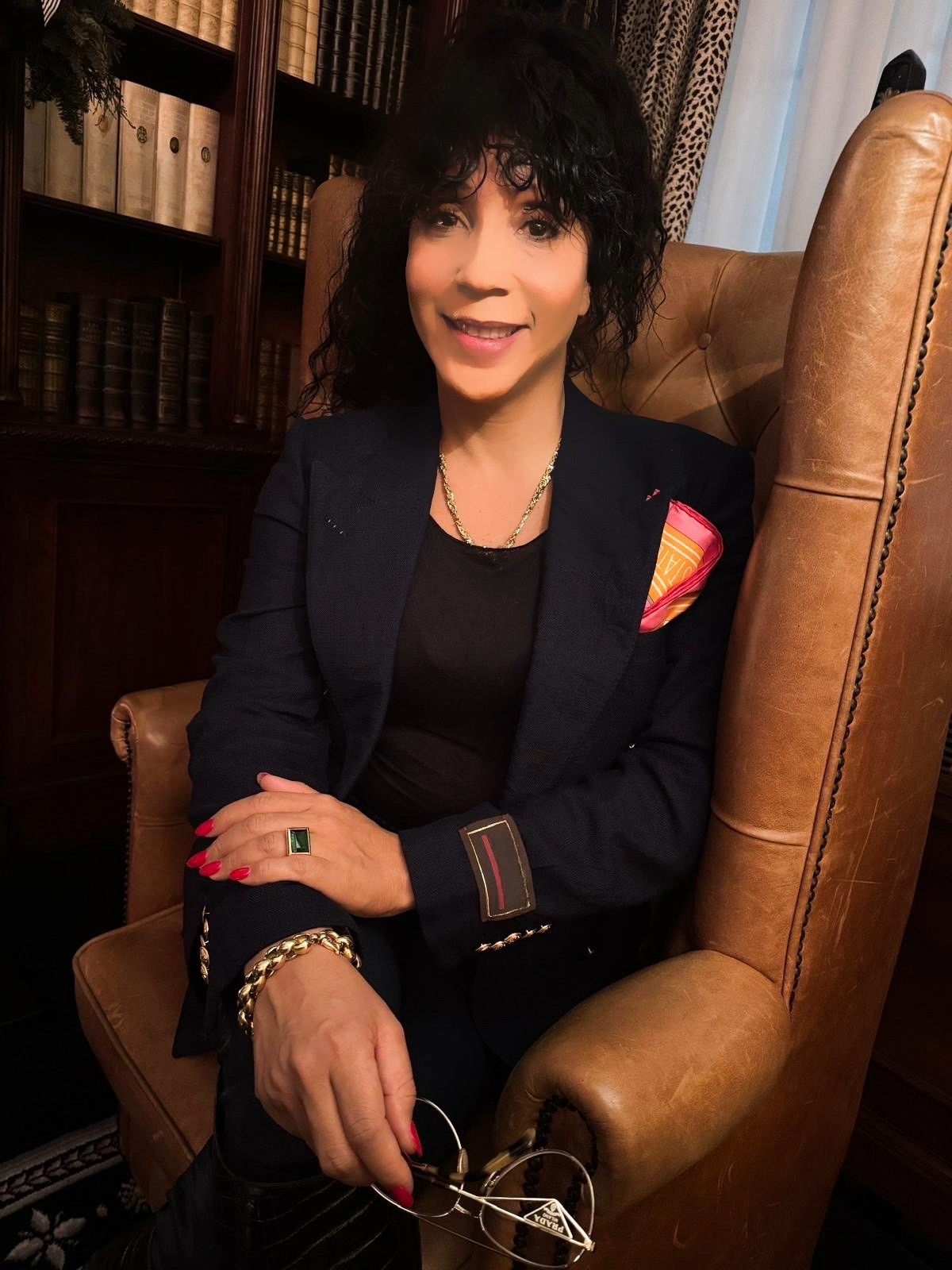 Ihre Julia Rosa Santa Cruz / Eirich
Gründerin & Geschäftsführerin
Global Medical Consulting and Solutions.