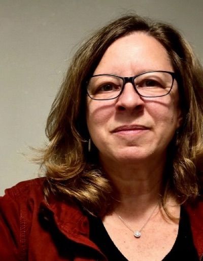 Instructor Andrea Warchaizer