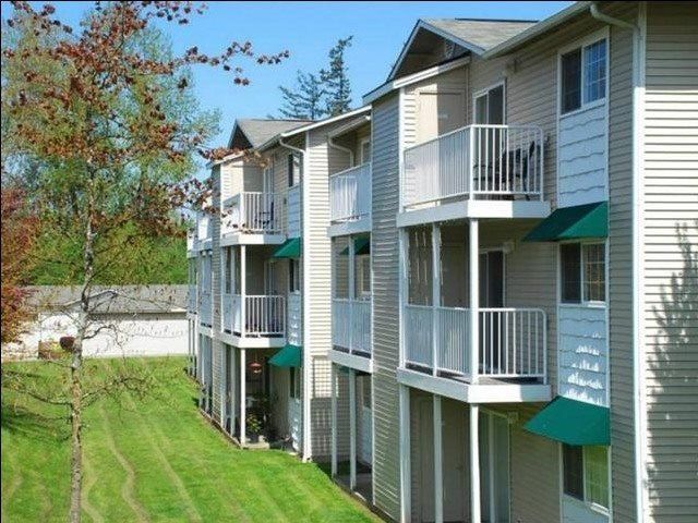 Glenbrooke Apartments