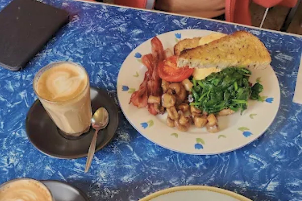 Galleon Cafe