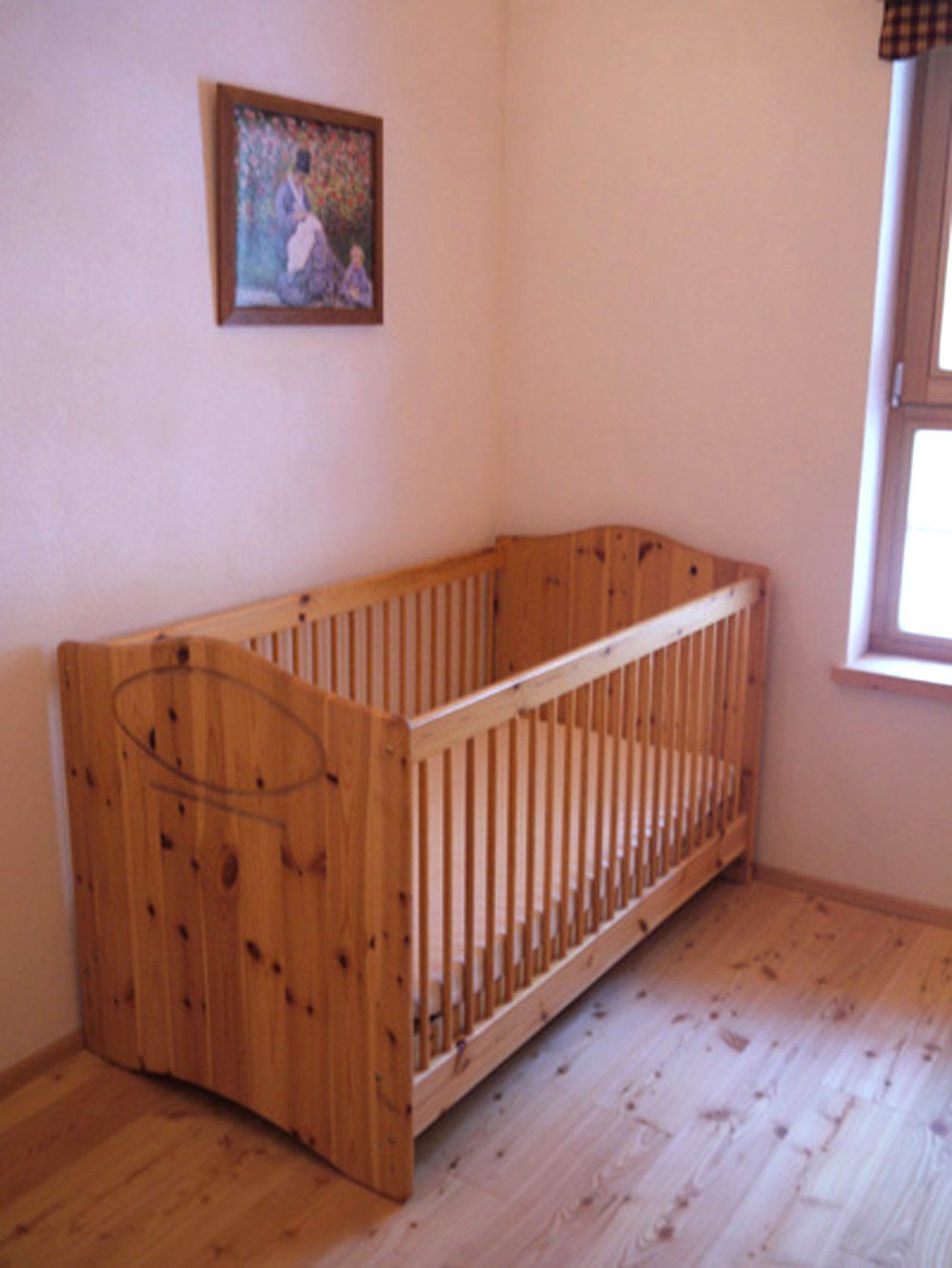 Golden Eagle Double Room Cot