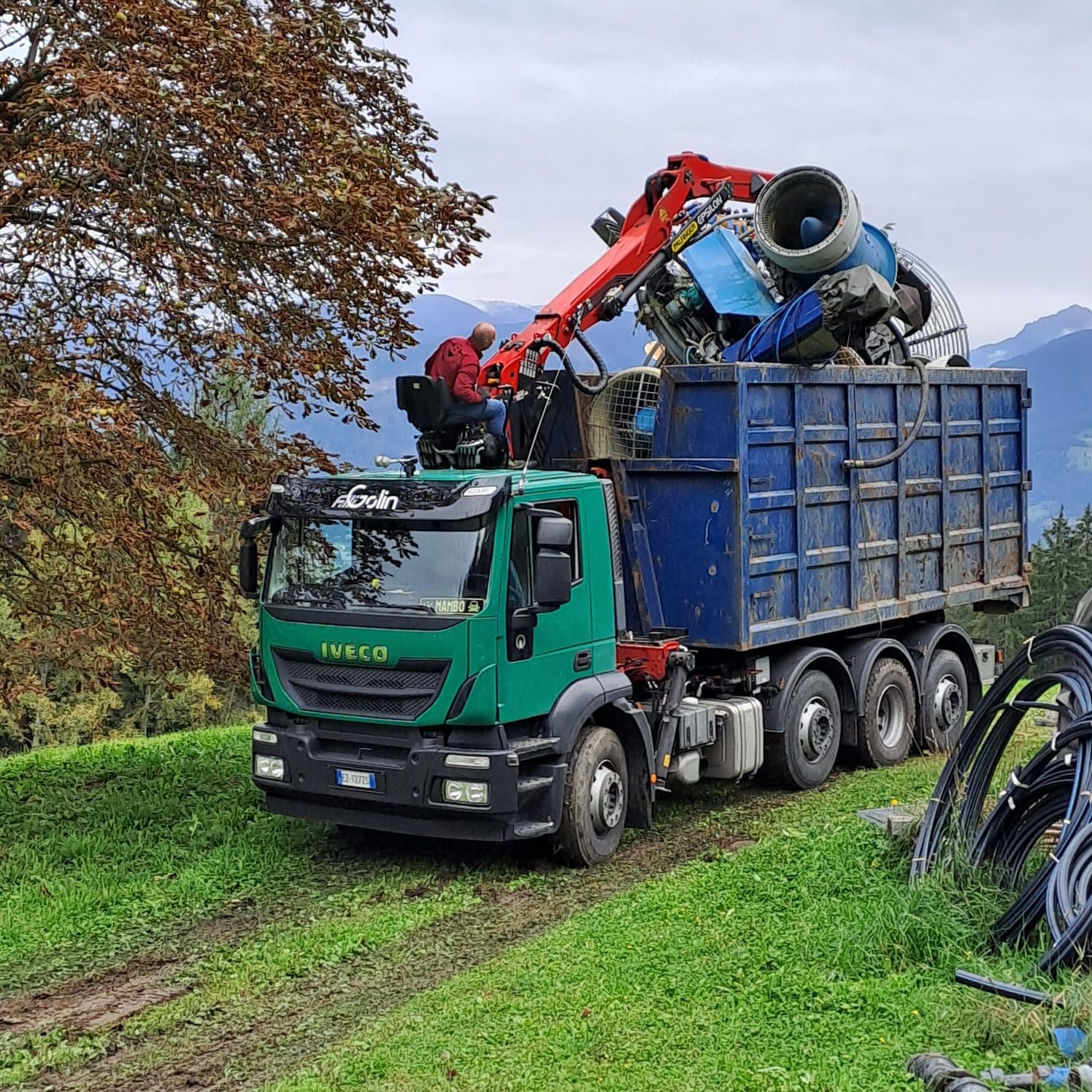 autodemolizioni mezzi pesanti ed industriali