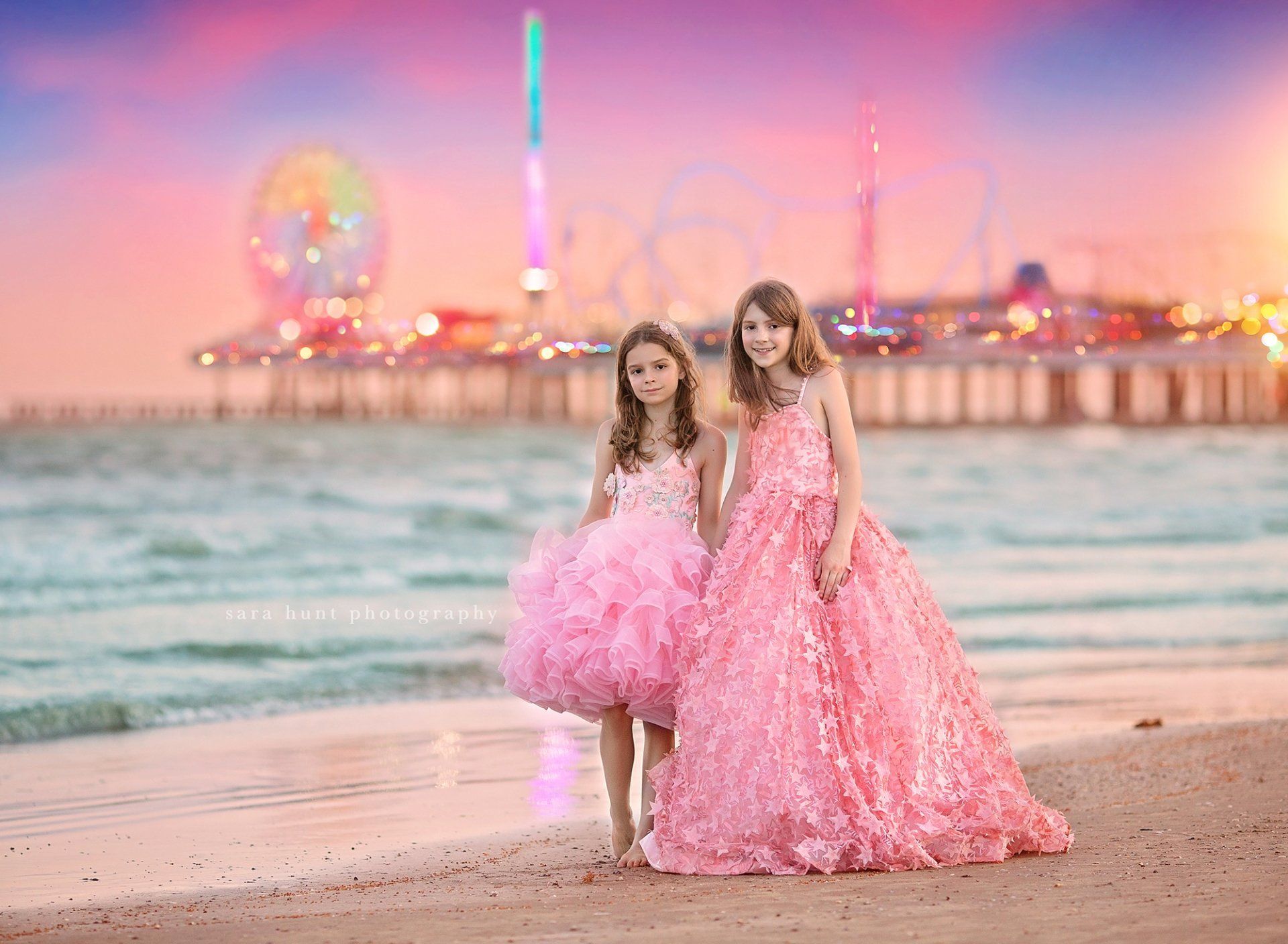 Shot of two girls at the beach — Pearland, TX — Sara Hunt Photography