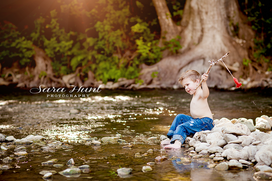 The Great Outdoors Photo — Kid Enjoying Fishing in Pearland, TX The Great Outdoors Photo — Kid Enjoying Fishing in Pearland, TX