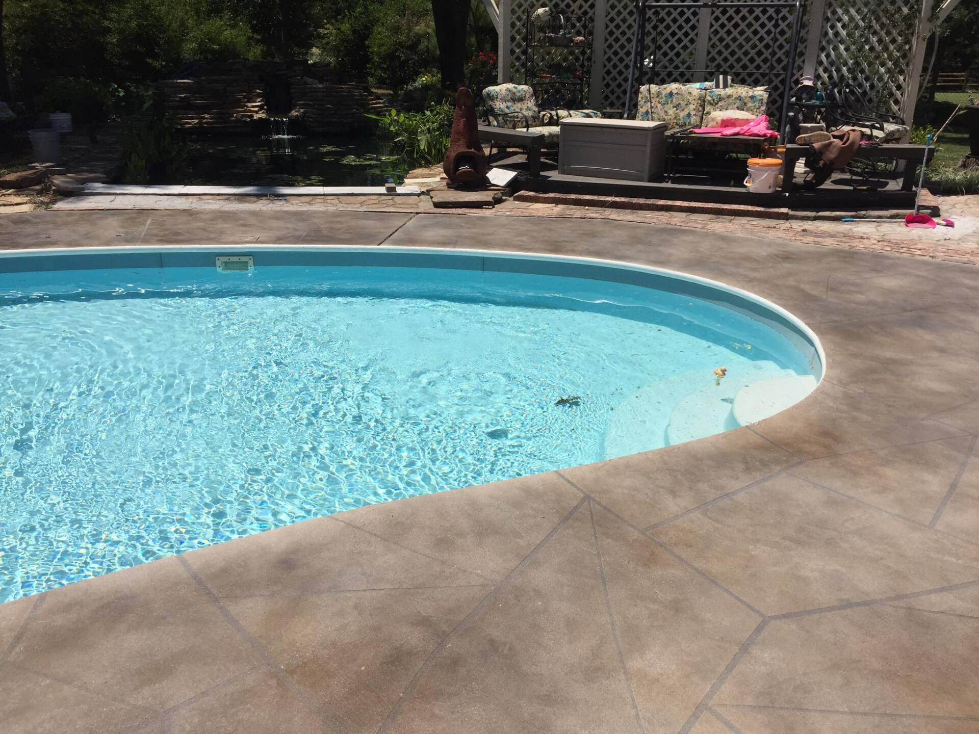 polyaspartic pool deck2